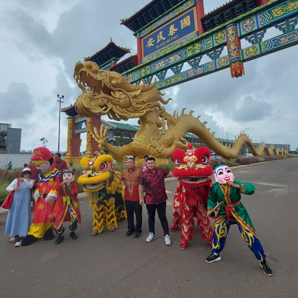 barongsai_akademi_dragon_point_pik_2_cong_jun_ching_lion_dance_patung_naga barongsai_akademi_dragon_point_pik_2_cong_jun_ching_lion_dance_patung_naga